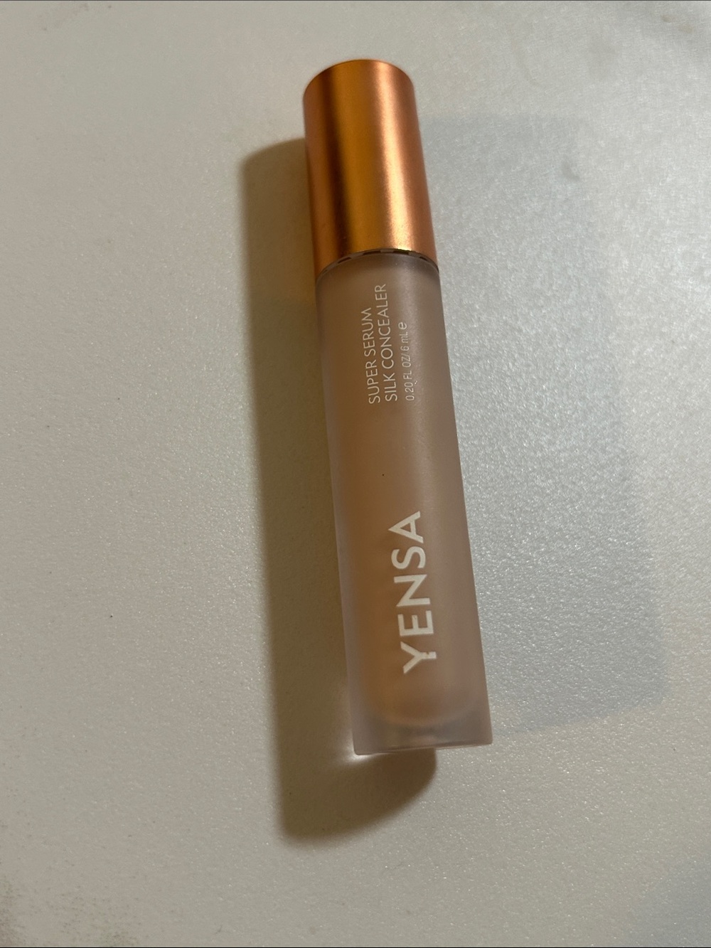 Super Serum Silk Concealer - Medium 1